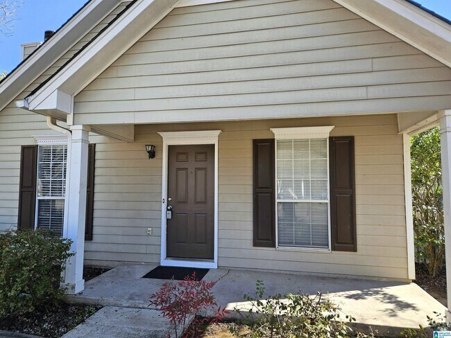 Building Photo - 1009 Wyndham Ln