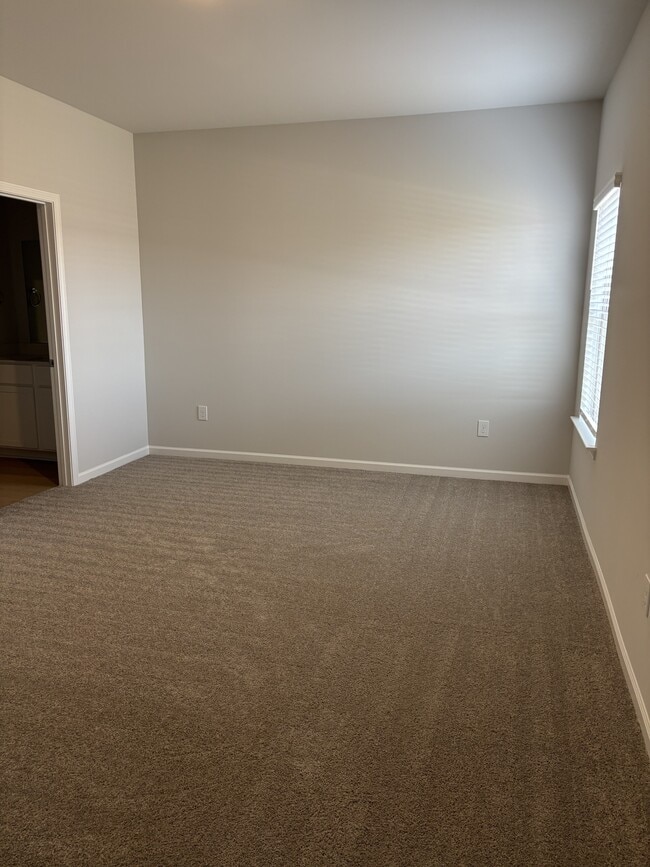 Building Photo - 127 Havner Dr