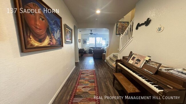 Building Photo - 137 Saddle Horn