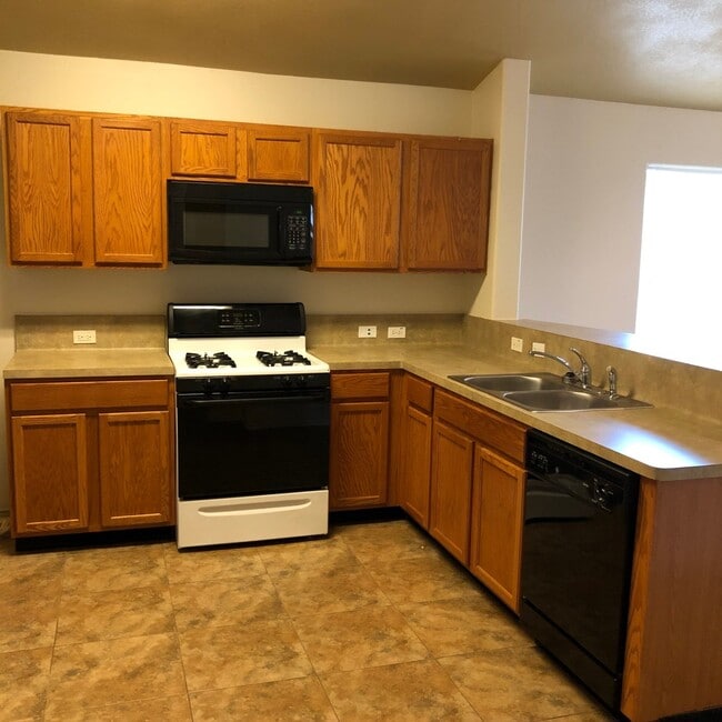 Building Photo - 19023 Yaupon Pass Dr