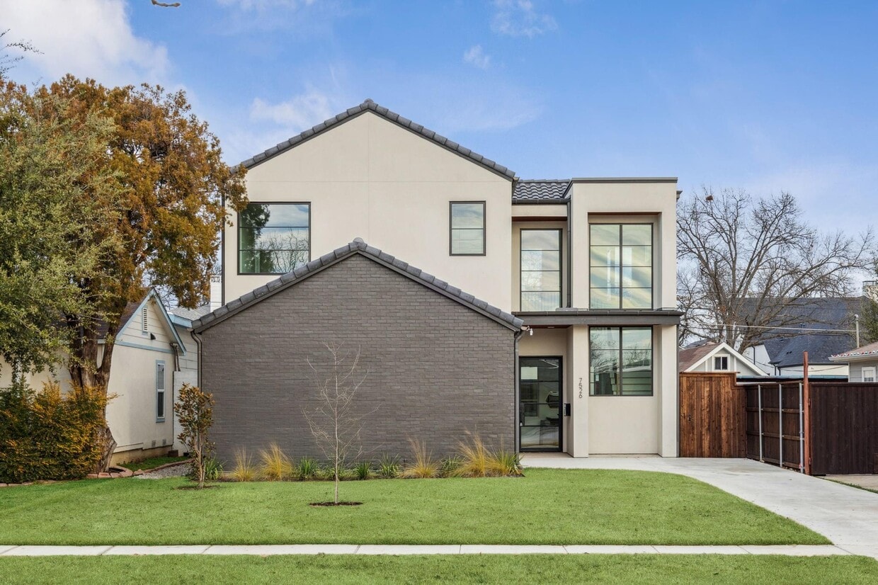 Foto principal - 7526 Kenwell St