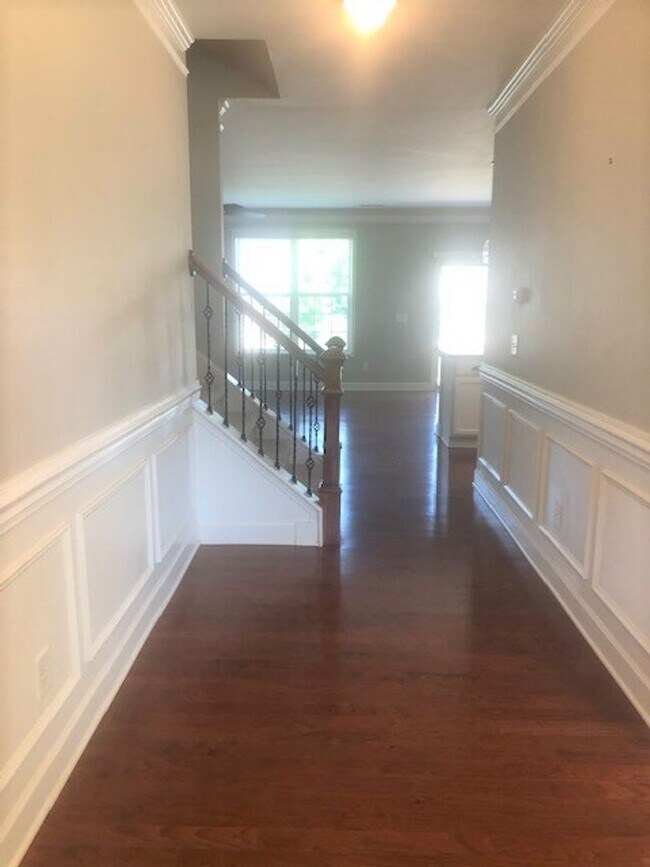 Building Photo - Beautiful Greensboro Home for Lease