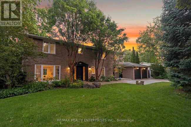 Building Photo - 2084 Obeck Crescent