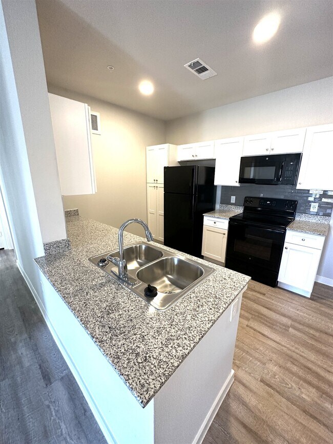 Building Photo - 12605 Vantage Parkway Apt #4206, Fort Wort...