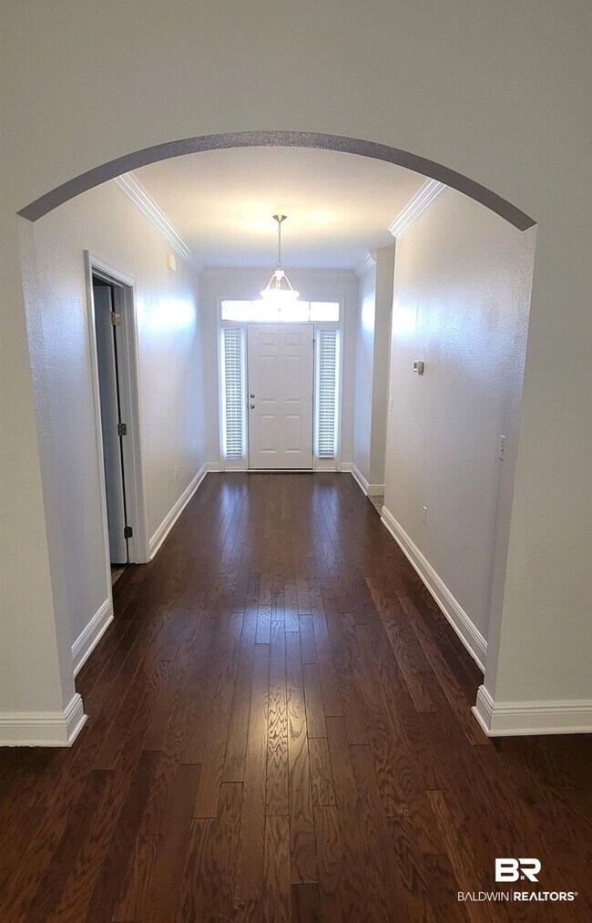 Building Photo - 6057 Andhurst Dr