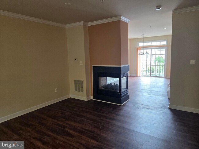 Foto del edificio - 308 Garden View Square