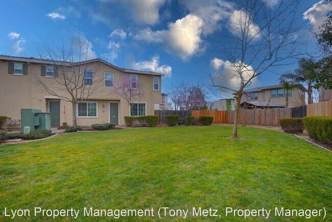 Building Photo - 3 br, 2.5 bath House - 102 Ferry Circle