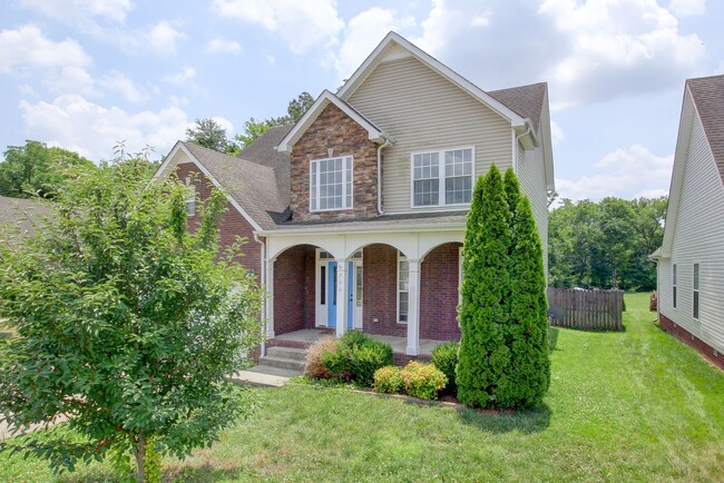 Building Photo - 716 Cavalier Dr