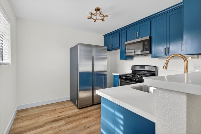 Foto del edificio - 921 Alamitos Ave