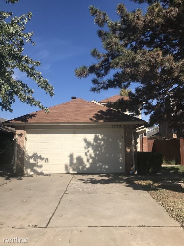 Primary Photo - 3 br, 2 bath House - 7729 NW 105TH TERRACE