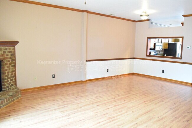 Foto del edificio - 310 Cobb Island Ct