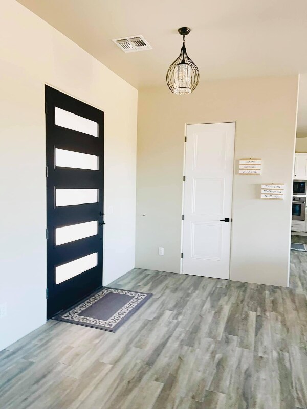 Foto del edificio - 14329 E Dale Ln