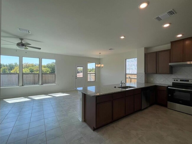 Building Photo - 4705 Cressal Dr