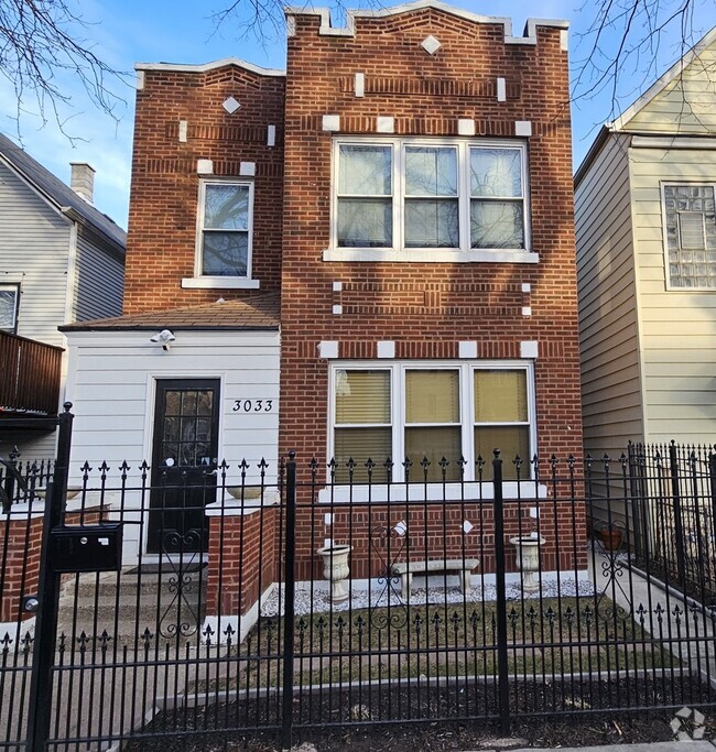 Building Photo - 3033 N Monticello Ave