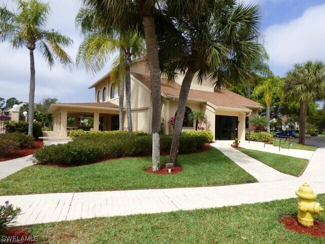 Foto del edificio - 8534 Charter Club Cir