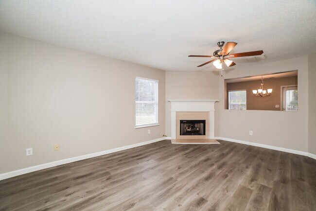 Foto del edificio - 1036 Sycamore Ln