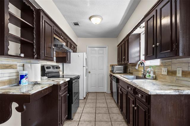 Foto del edificio - 2629 Peach Tree Ln