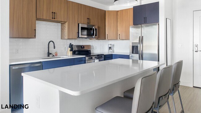 Foto del edificio - 1007 S Mint St