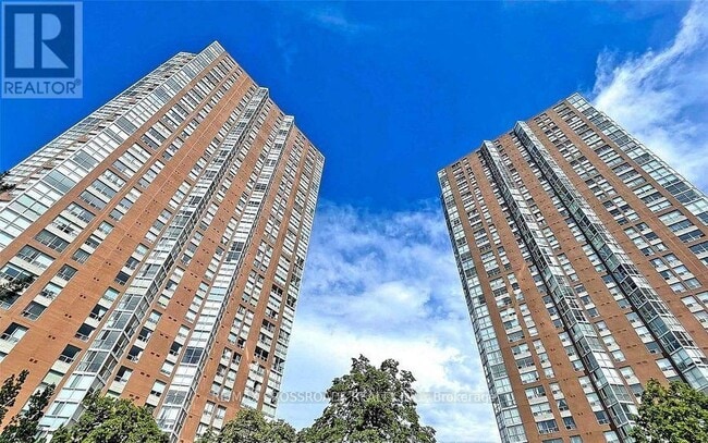 Photo du bâtiment - 7 Concorde Pl