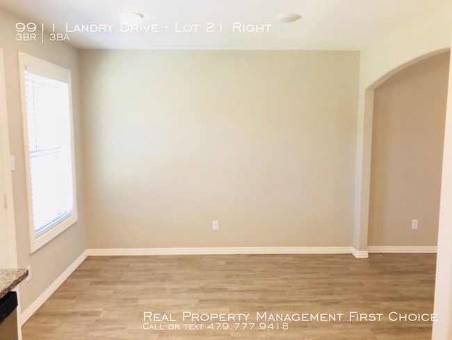 Foto del edificio - 3 BED 2.5 BATH IN CHAFFEE CROSSING