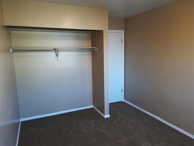 Foto del edificio - 4317 Richard Crest Dr