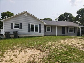Building Photo - 5693A Archer Rd