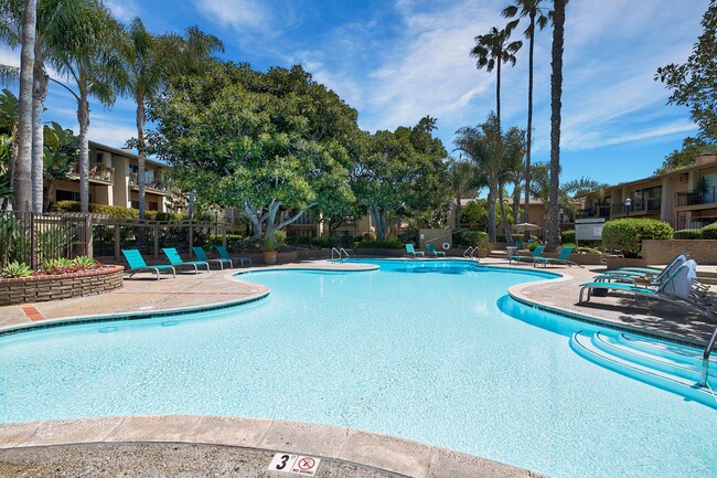 Building Photo - Mediterranean Village Costa Mesa