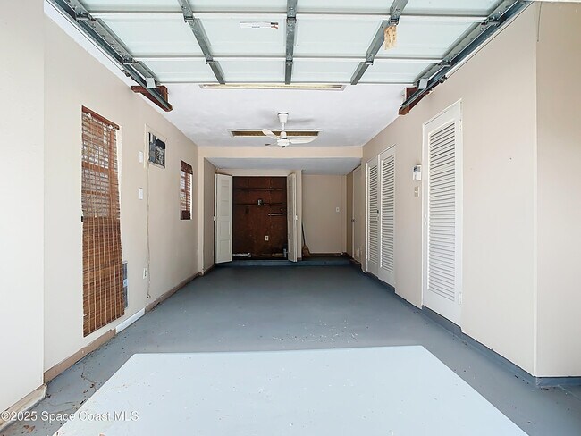Foto del edificio - 1590 Hilldale Rd