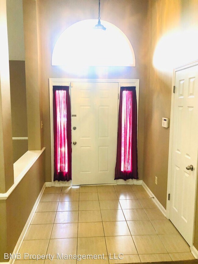 Building Photo - 3 br, 2 bath House - 7101 Fair Oaks Court