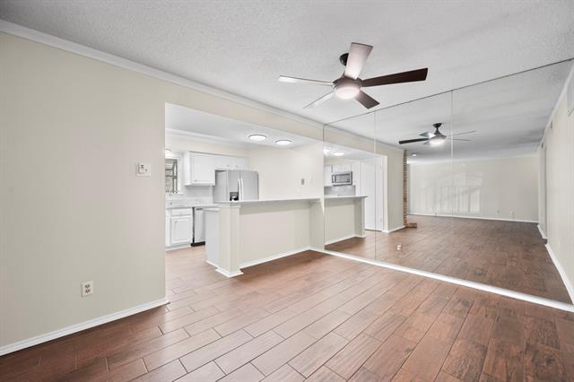 Foto del edificio - 15221 Berry Trail