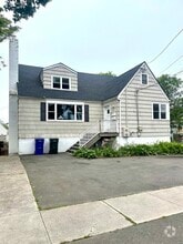 Building Photo - 1345 Main St