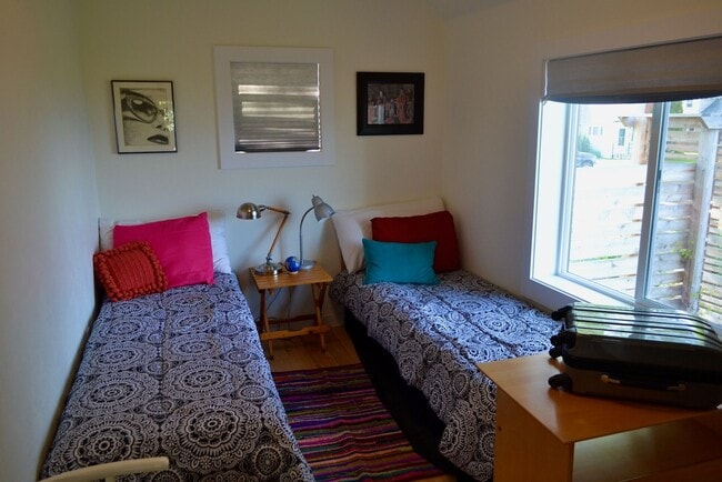 Building Photo - Fully Furnished House with lake views and ...