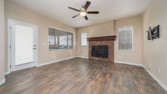 Foto del edificio - Immaculate two story home in Indigo Ranch
