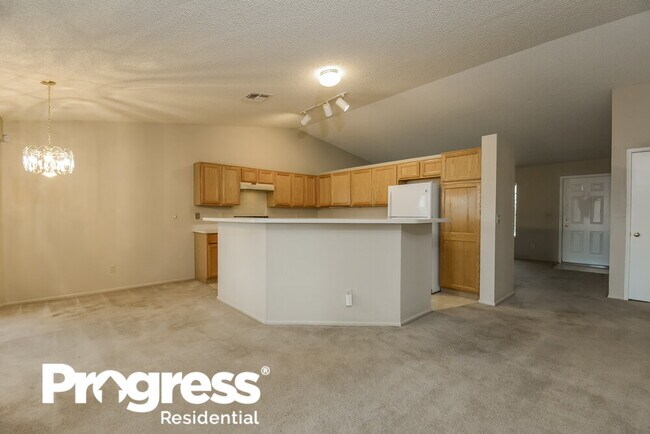 Building Photo - 7591 S Falster Ave