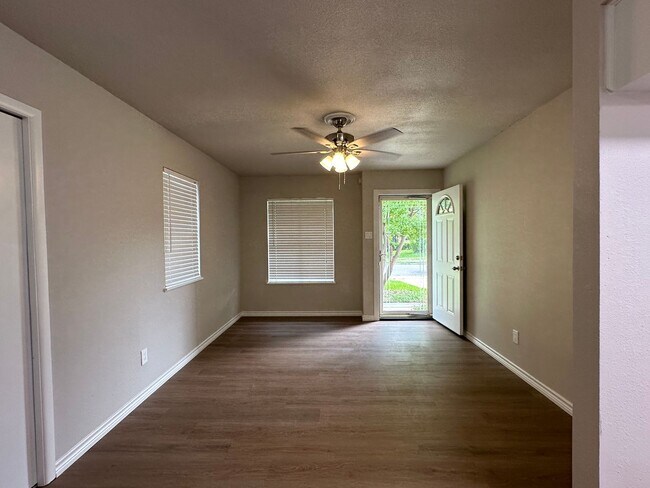 Foto del edificio - Won't last!