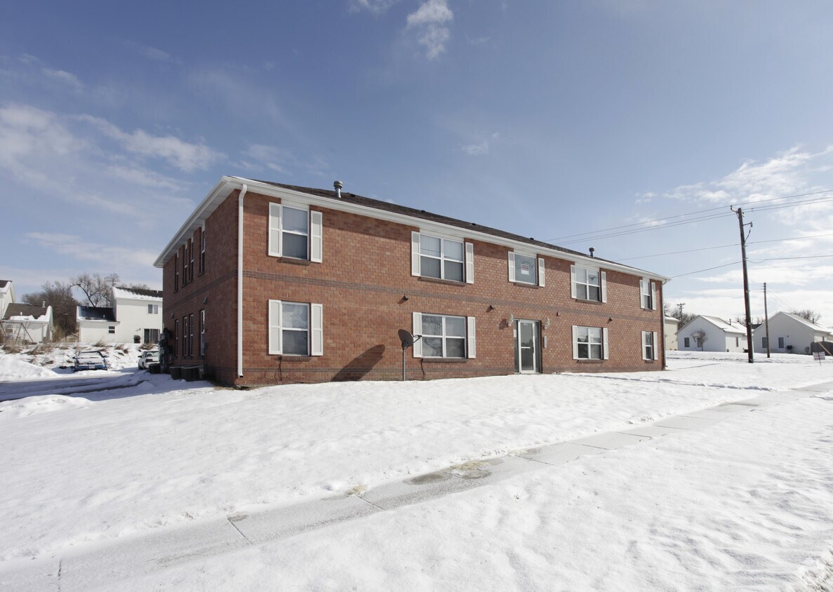 Building Photo - 1350 SW 10th St