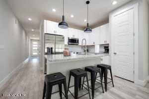 Foto del edificio - 817 7th Ave N