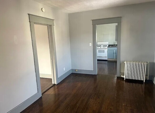 Foto del edificio - 404 Exchange Ave