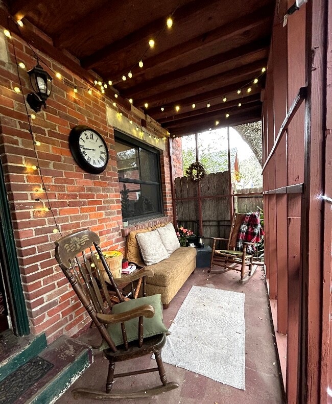 Foto del edificio - 207 Adrienne St