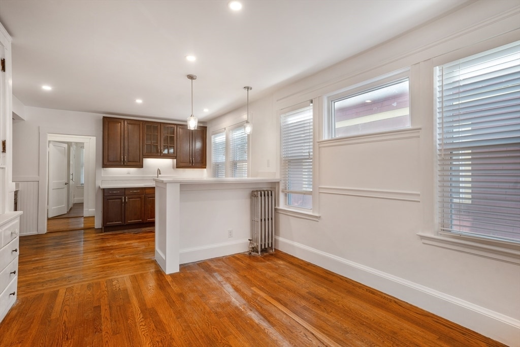 Primary Photo - 156A South St