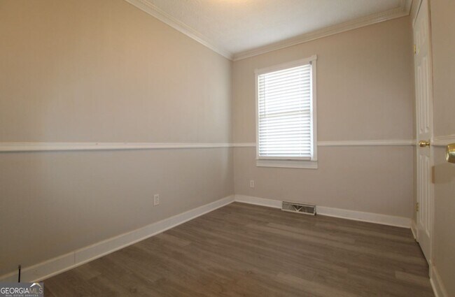 Foto del edificio - 16 Woodberry Dr