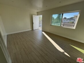 Building Photo - 1963 17th St