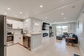 Building Photo - 3554 Sunset Ln