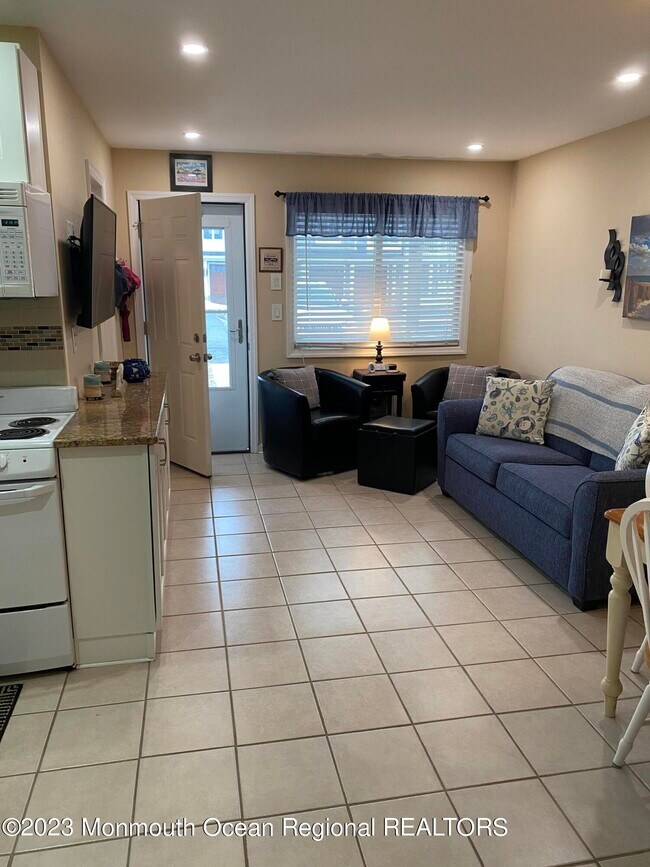 2307 Grand Central Ave Unit 5, Lavallette, NJ 08735 Condo for Rent in