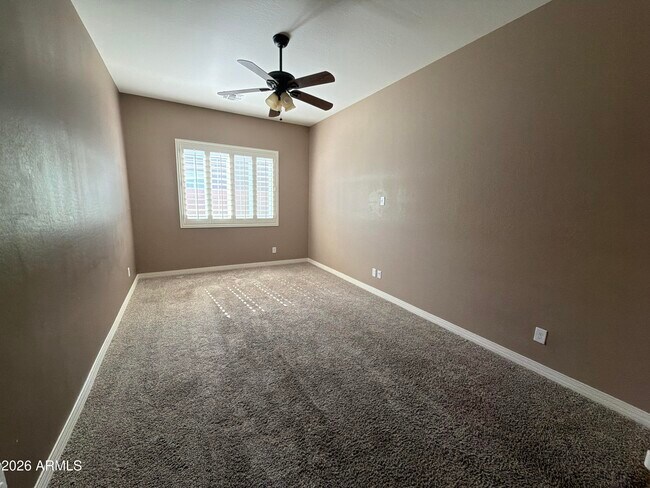 Foto del edificio - 15959 W Cameron Dr