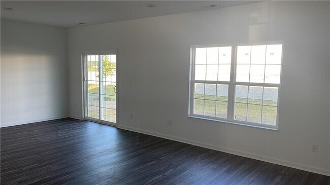 Building Photo - 5178 Bramwell Ln