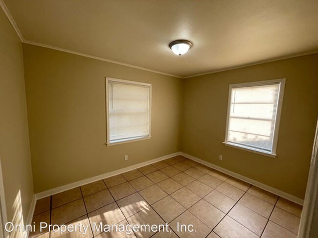 Building Photo - 4 br, 1 bath House - 618 Frayser Dr.