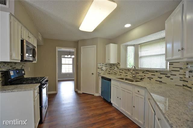 Building Photo - 3 br, 2.5 bath House - 2116 Stein Way