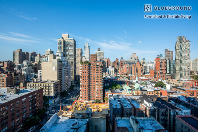 Foto del edificio - 200 E 82nd St