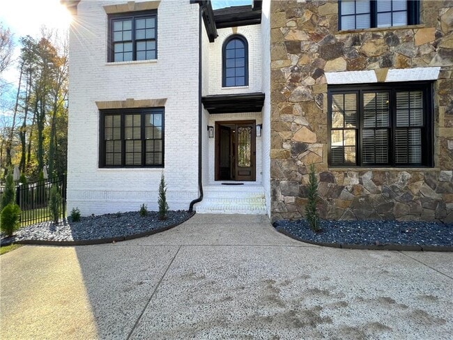 Building Photo - 2210 Bryant Pl Ct